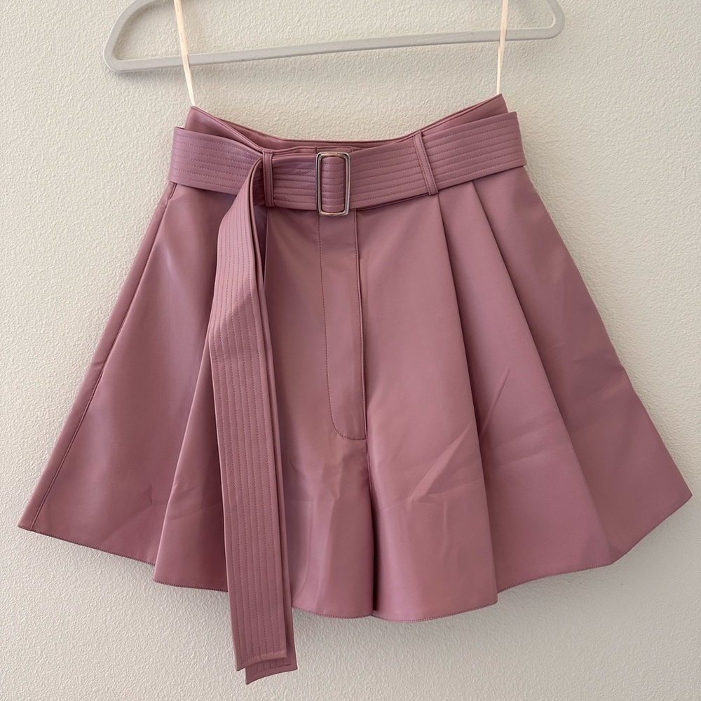 Alex Perry High Waisted Belted Shorts Pink - Picture 3 of 7